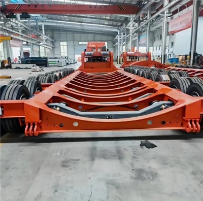 Как лучше всего загружать и закреплять транспортные средства на полуплатформе...